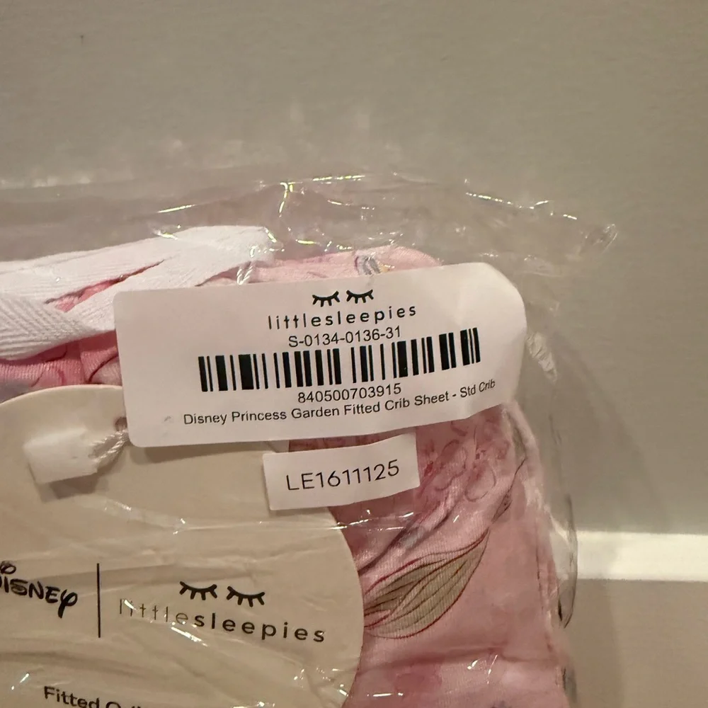 Little Sleepies Princess Garden Crib Sheet - NIB - Picture 2 of 2